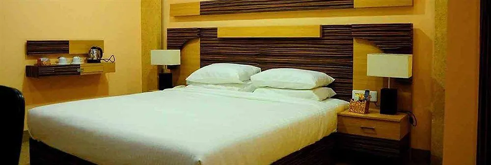 Royal Castle Hotel Νεγκόμπο 3*,