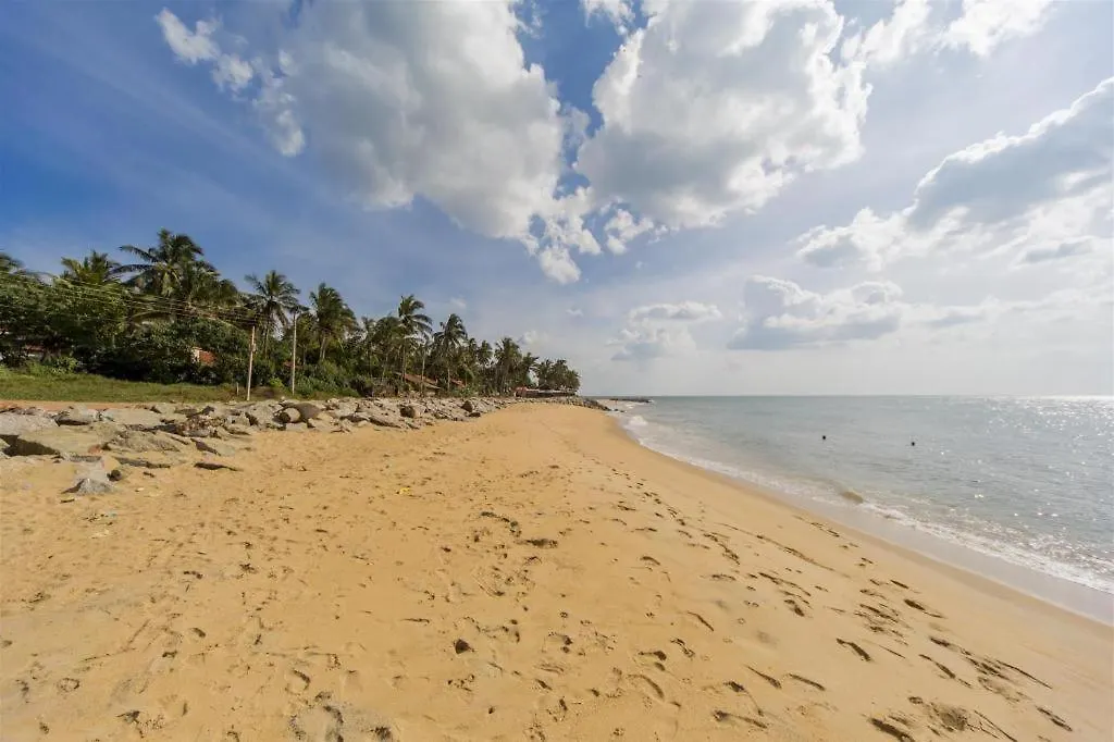 Royal Castle Hotel Negombo